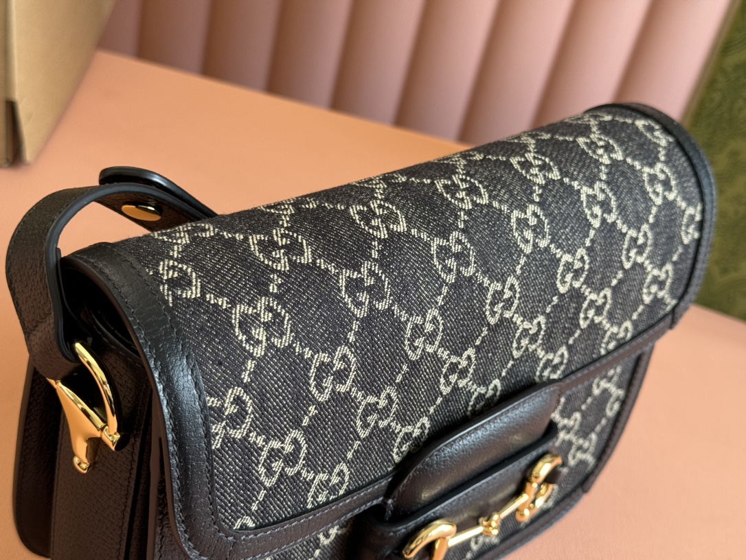 Gucci Satchel Bags